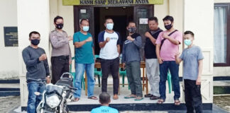 Pemuda bernisial DS (18), diringkus Polsek Gedung Aji karena telah merenggut kesucian perempuan 12 tahun di areal perkebunan sawit di Kampung Kecubung Raya