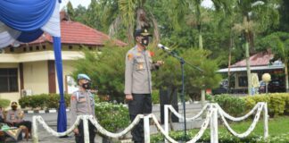 Kapolres Tulang Bawang AKBP Andy Siswantoro, SIK saat memimpin Apel Gelar Pasukan Operasi Lilin Krakatau-2020