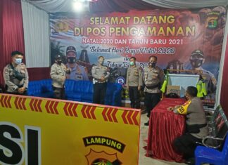 Kabag Ops Kompol Yudi Pristiwanto, SH cek Pos Pam Pasar Unit 2